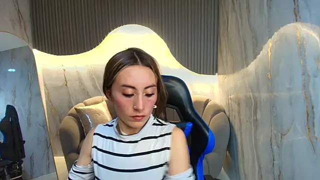 katalina r  online show from February 12, 3:28 am