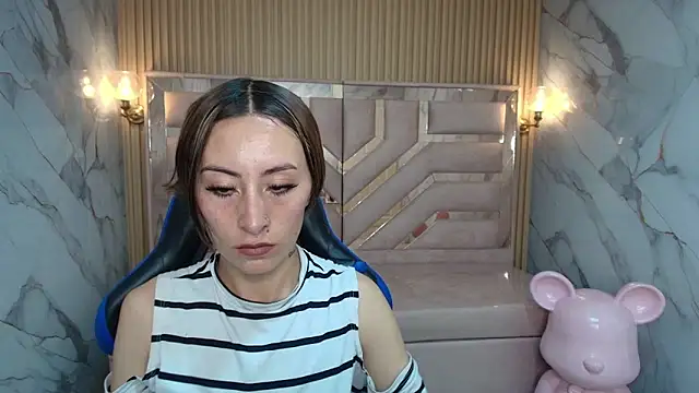 katalina r  online show from March 15, 12:34 pm