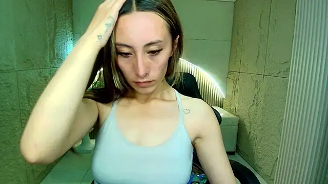 katalina r  online show from March 24, 3:06 am