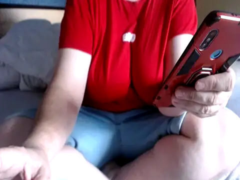 Snapshot of Santanna77 chatting on June 18, 8:02 am Santanna77 online show from June 18, 8:02 am