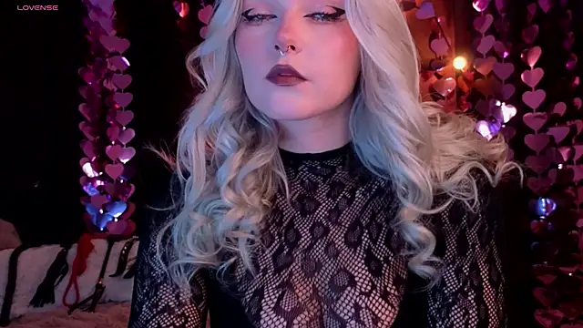 ShyniAlice online show from March 23, 4:45 am