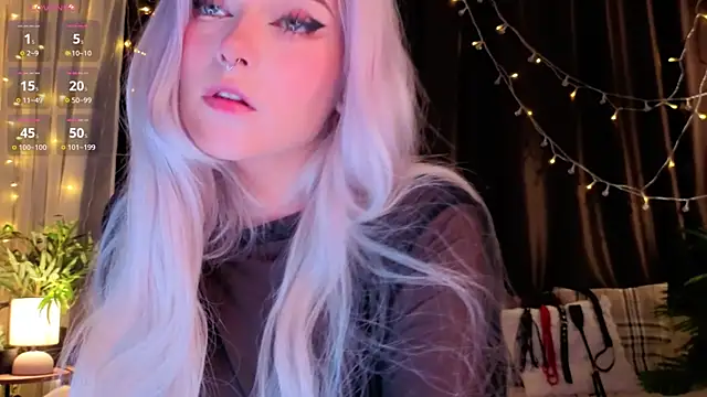ShyniAlice online show from June 26, 3:56 am