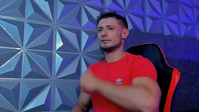 Snapshot of Adonys_Lewis_ chatting on July 9, 8:15 am Adonys Lewis online show from July 9, 8:15 am