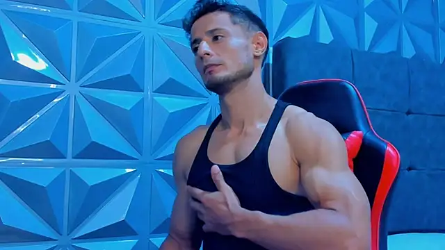 Snapshot of Adonys_Lewis_ chatting on June 20, 7:24 am Adonys Lewis online show from June 20, 7:24 am