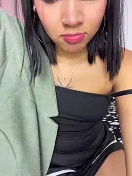 Carita traviesa4 online show from April 21, 2:47 am