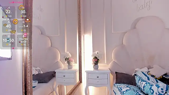 Snapshot of Miaaffox chatting on February 3, 7:41 pm Miaaffox online show from February 3, 7:41 pm