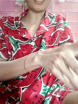 Chammy720 online show from April 4, 3:07 pm