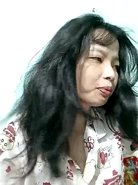 Snapshot of Chammy720 chatting on May 31, 2:45 pm Chammy720 online show from May 31, 2:45 pm