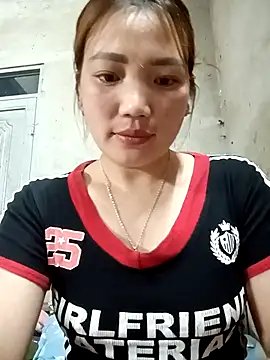 Snapshot of Nunaa2x chatting on May 1, 1:38 pm Nunaa2x online show from May 1, 1:38 pm