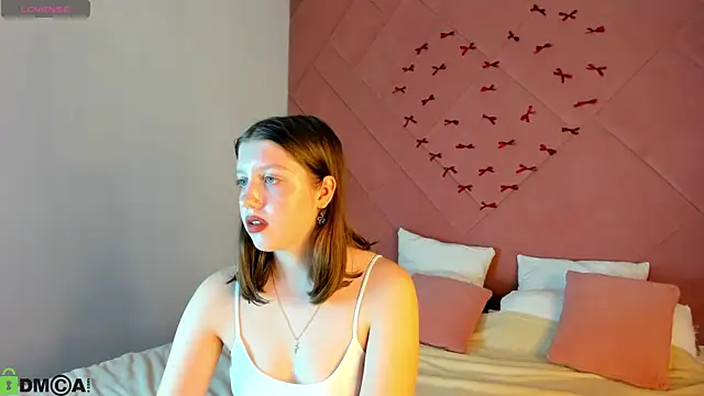 Casandra Joness online show from March 19, 8:03 am