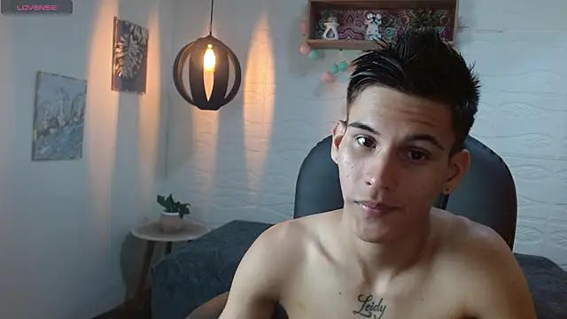 paullcb online show from February 21, 3:41 am