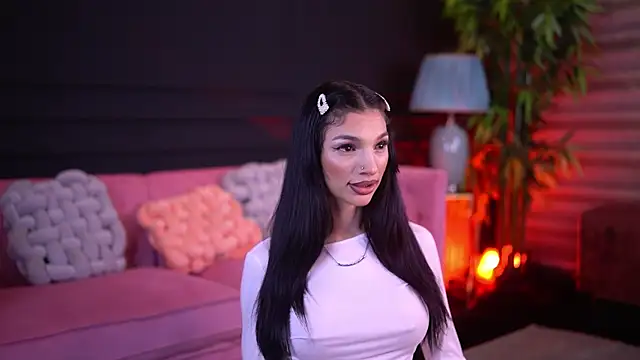 NyssaSky online show from February 4, 6:03 pm