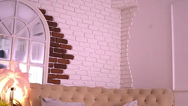 NyssaSky online show from April 14, 5:29 pm