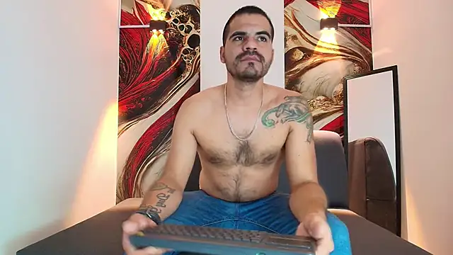 Snapshot of Arthur_howard chatting on January 10, 4:08 am Arthur howard online show from January 10, 4:08 am