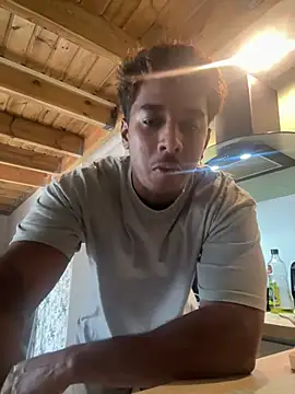 Axel black10 online show from April 12, 11:13 am