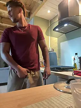 Axel black10 online show from March 1, 11:54 am