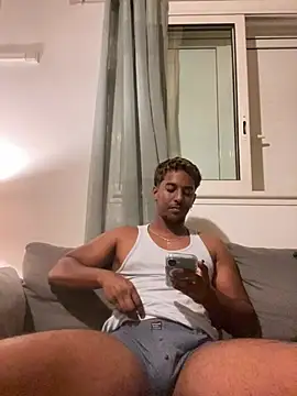 Axel black10 online show from March 7, 6:57 pm