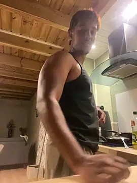 Axel black10 online show from April 4, 5:30 pm