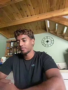 Axel black10 online show from April 13, 10:41 am