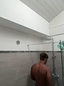 Axel black10 online show from March 12, 9:02 am