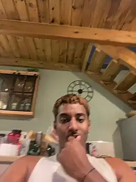 Axel black10 online show from February 13, 2:06 pm