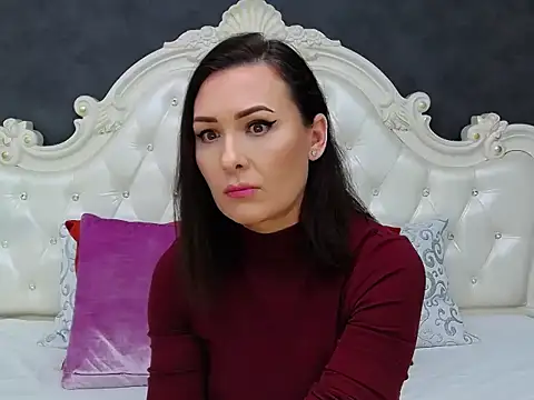 VeraNoir online show from February 12, 12:38 pm