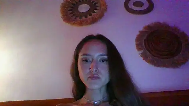 Snapshot of Nyvoria chatting on March 3, 1:18 pm Nyvoria online show from March 3, 1:18 pm