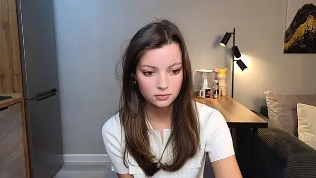 KitKatie online show from February 25, 7:25 pm