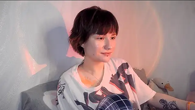 UwuJudy Osas online show from February 24, 11:11 am