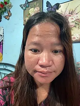 Hottie Pussy online show from April 4, 11:33 pm