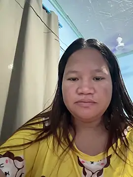 Snapshot of Hottie_Pussy chatting on May 31, 11:49 pm Hottie Pussy online show from May 31, 11:49 pm