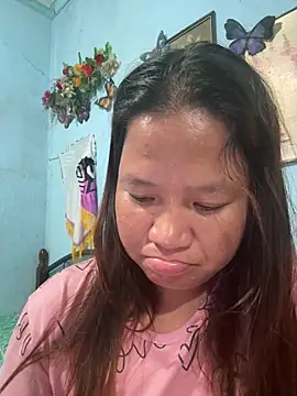 Hottie Pussy online show from April 5, 11:44 pm