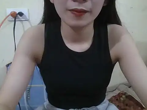 berry alma06 online show from March 18, 1:24 pm