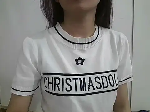 berry alma06 online show from May 25, 1:10 pm