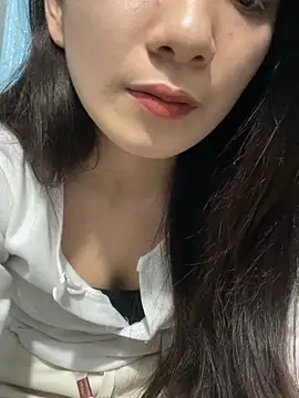 berry alma06 online show from January 15, 11:57 am