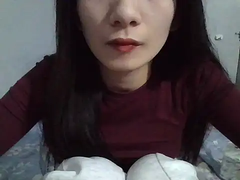 berry alma06 online show from February 4, 2:45 pm