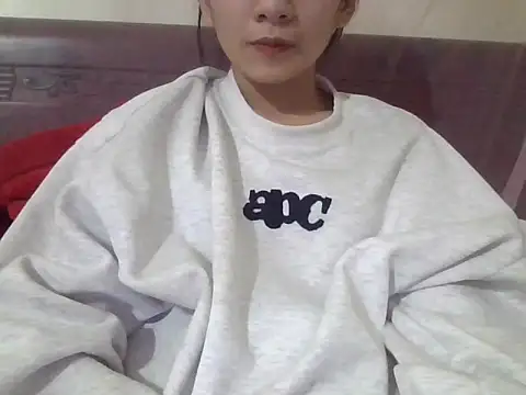 berry alma06 online show from February 15, 3:00 pm