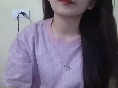 berry alma06 online show from March 24, 1:11 pm