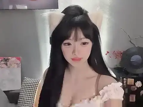 1X-xiaoyi online show from January 11, 12:12 pm