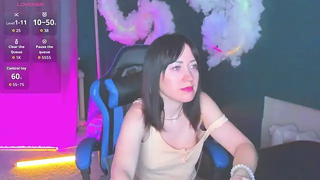 Amily Warren online show from March 5, 2:52 am