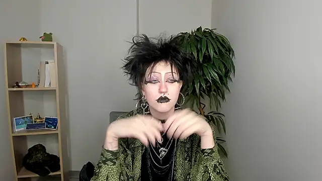 Snapshot of DeonnaWiggett chatting on January 15, 7:23 am DeonnaWiggett online show from January 15, 7:23 am