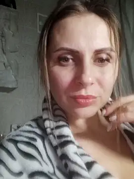 Snapshot of Kitty232425 chatting on January 15, 7:50 pm Kitty232425 online show from January 15, 7:50 pm