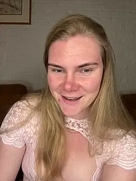 SexyBlondJoanna online show from March 4, 6:59 pm