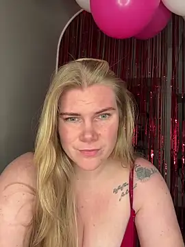 SexyBlondJoanna online show from February 14, 7:58 pm