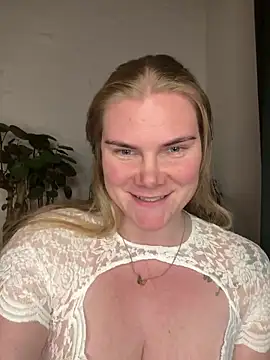 SexyBlondJoanna online show from February 23, 7:58 pm