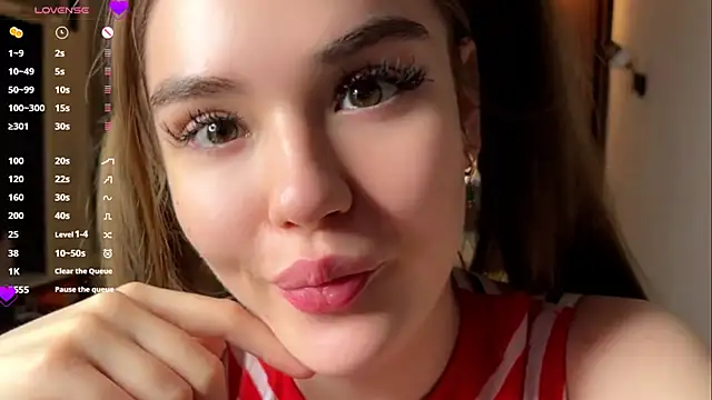 LubaSeirers online show from April 9, 3:40 pm