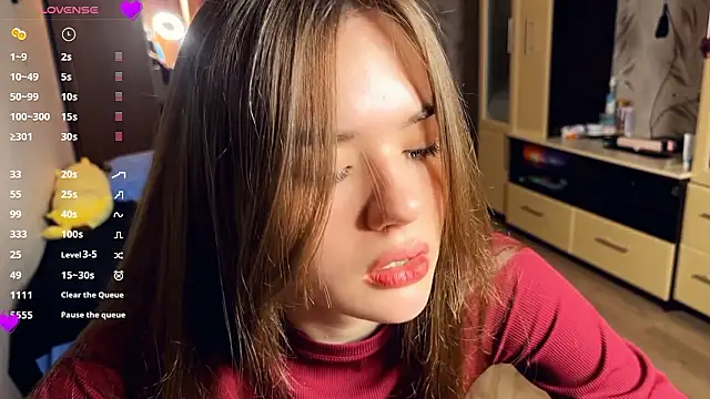 LubaSeirers online show from March 22, 3:13 pm