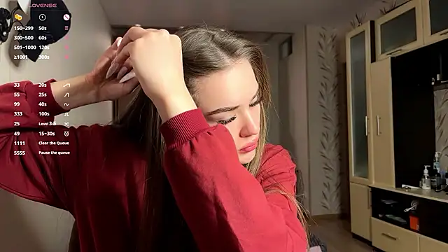 LubaSeirers online show from February 6, 3:19 pm