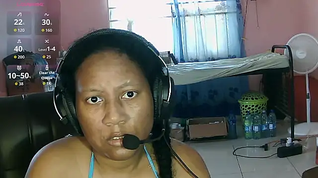 Eirondra valeen online show from July 13, 1:54 pm