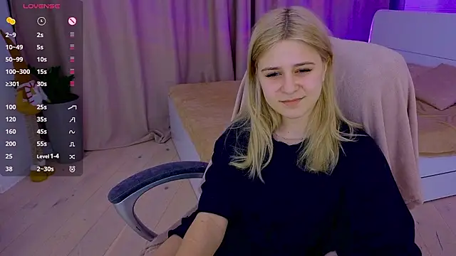 ApheliaStar online show from March 6, 7:20 pm